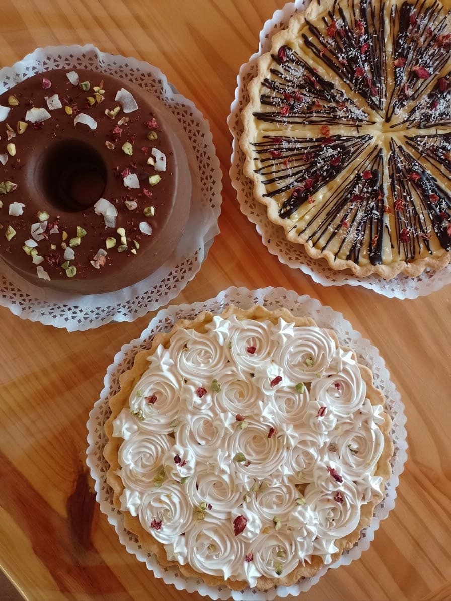 Porciones de torta de chocolate